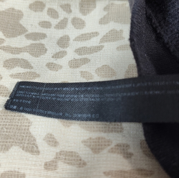 Urban Outfitters Out From Under Black Strappy Crop Top Small - Picture 11 of 11